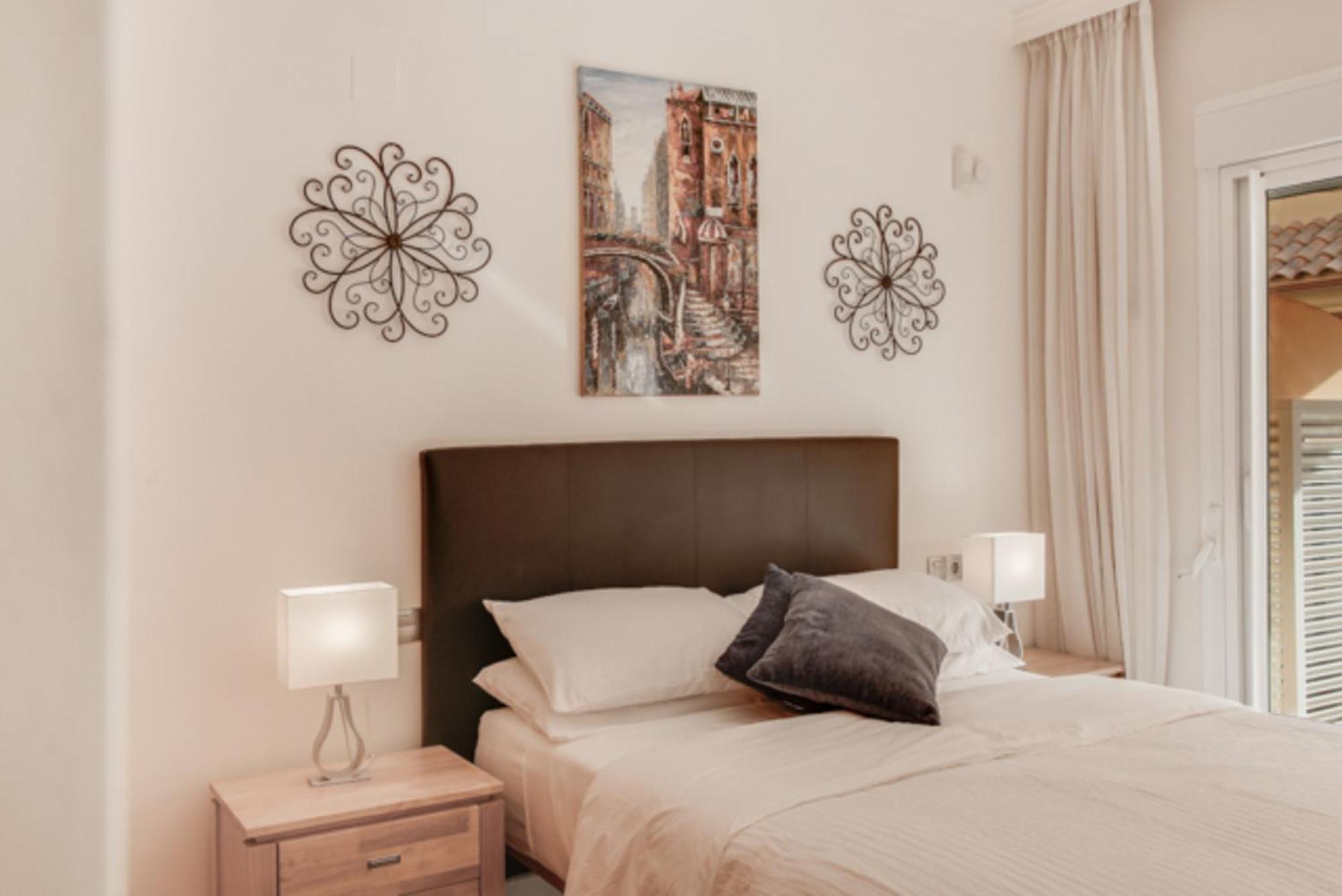 Aloha Hill Club Lluxury 5 Star Golf Resort Near Puerto Banus And Marbella Esterno foto