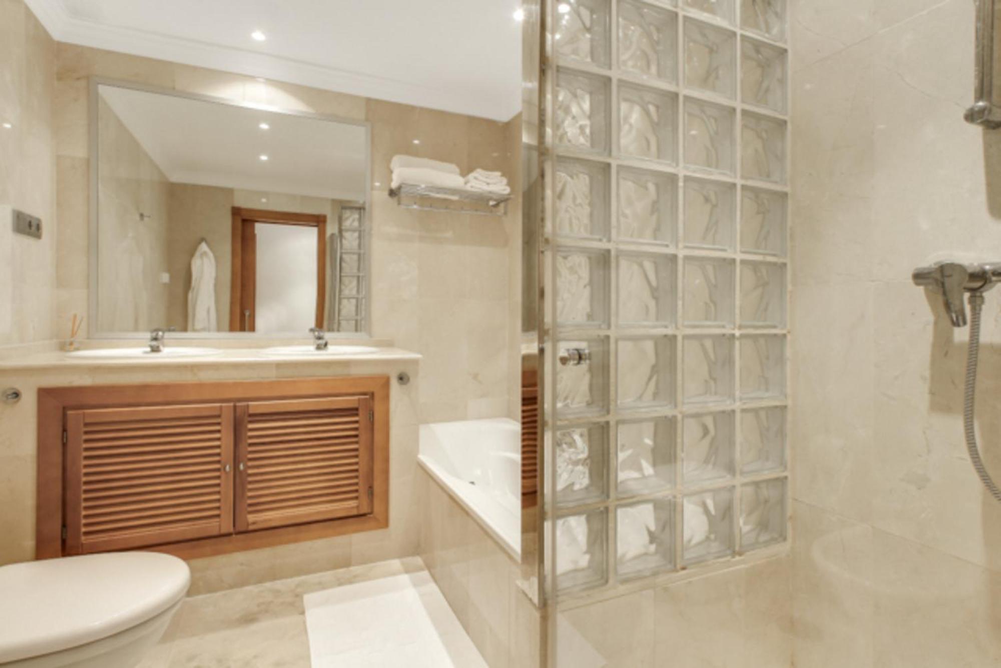 Aloha Hill Club Lluxury 5 Star Golf Resort Near Puerto Banus And Marbella Esterno foto