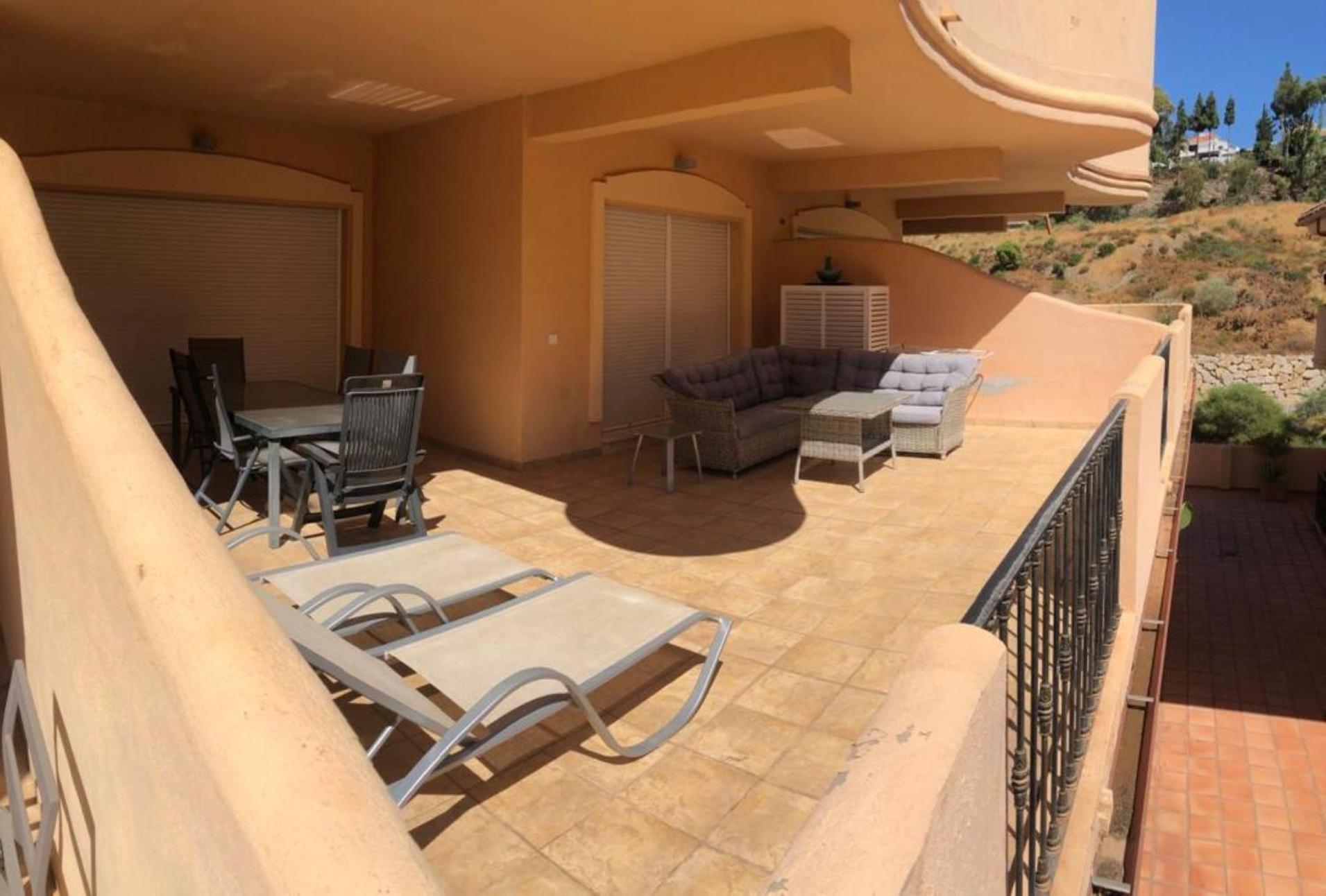 Aloha Hill Club Lluxury 5 Star Golf Resort Near Puerto Banus And Marbella Esterno foto